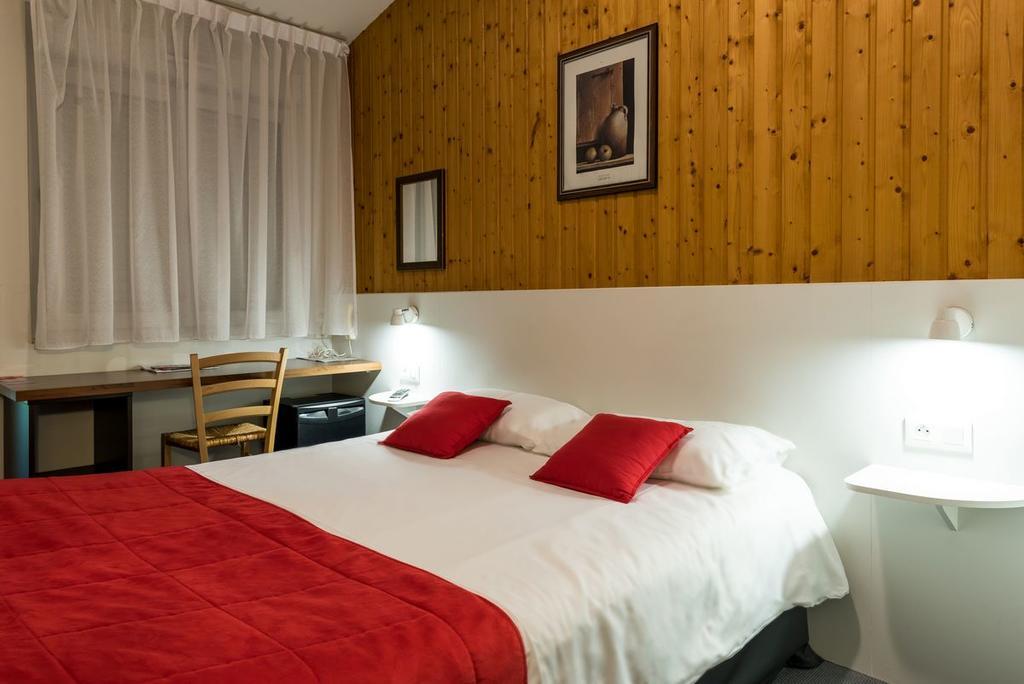 Fasthotel Thônes Eksteriør billede