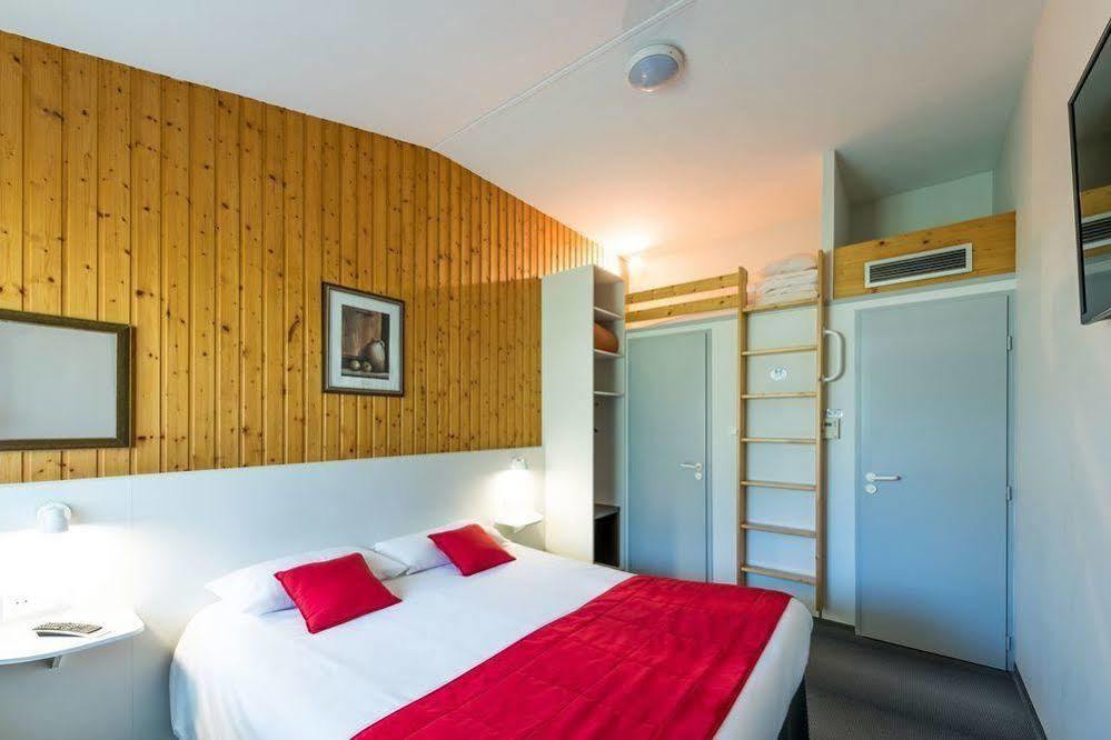 Fasthotel Thônes Eksteriør billede